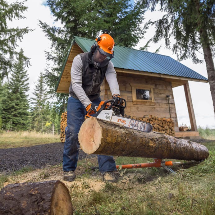STIHL® MS 250 Chainsaw