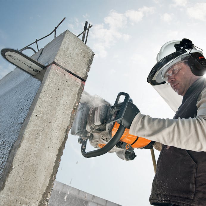 STIHL® GS 461 ROCK BOSS® – 16in Gas Concrete Cutter | 76.5cc STIHL® Engine