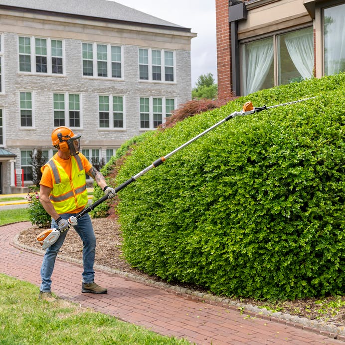 STIHL® HLA 86 – AP System Extended Reach Hedge Trimmer | 20in Cutting Blade