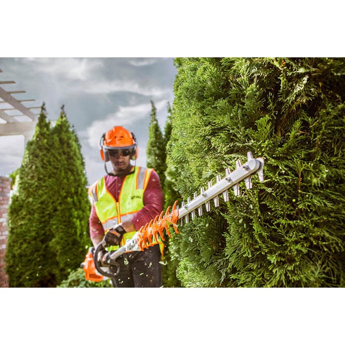 STIHL® HL 91 K 0 degree – 24in Gas Extended‑Reach Hedge Trimmer | 24.1cc STIHL® Engine
