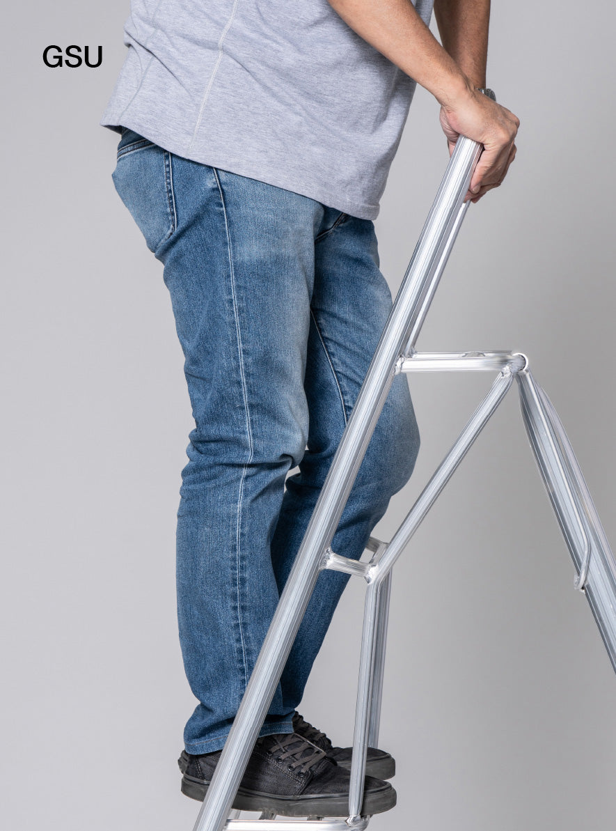 Hasegawa - 12 ft. Platform Tripod Ladder - GSU-12AS