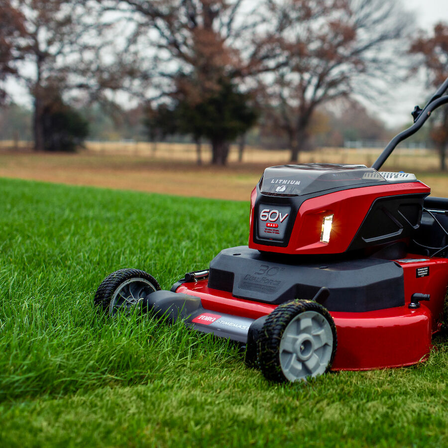 Toro 60V MAX* 30 in. (76 cm) eTimeMaster® Personal Pace Auto-Drive™ Lawn Mower - (2) 10.0Ah Batteries/Chargers Included (21491)